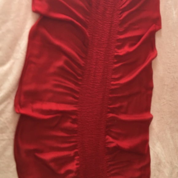 Portmans Deep Red Acrylic Scarf NWOT - Picture 15 of 15